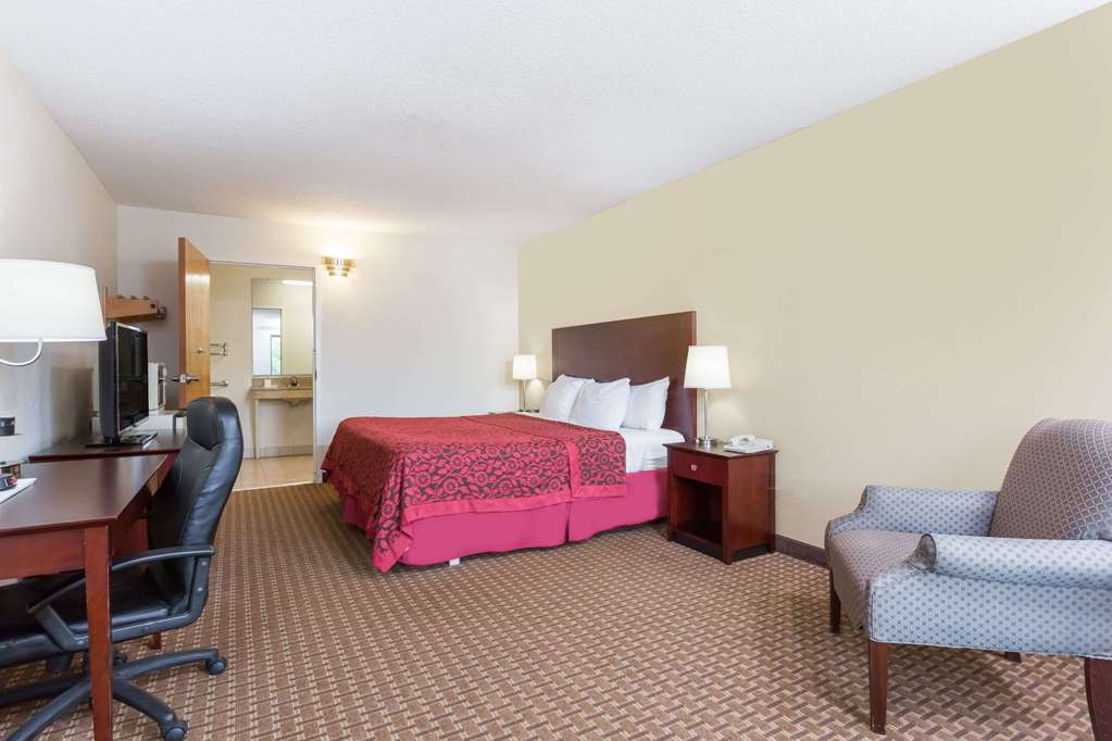 Days Inn by Wyndham Reidsville - photo 8