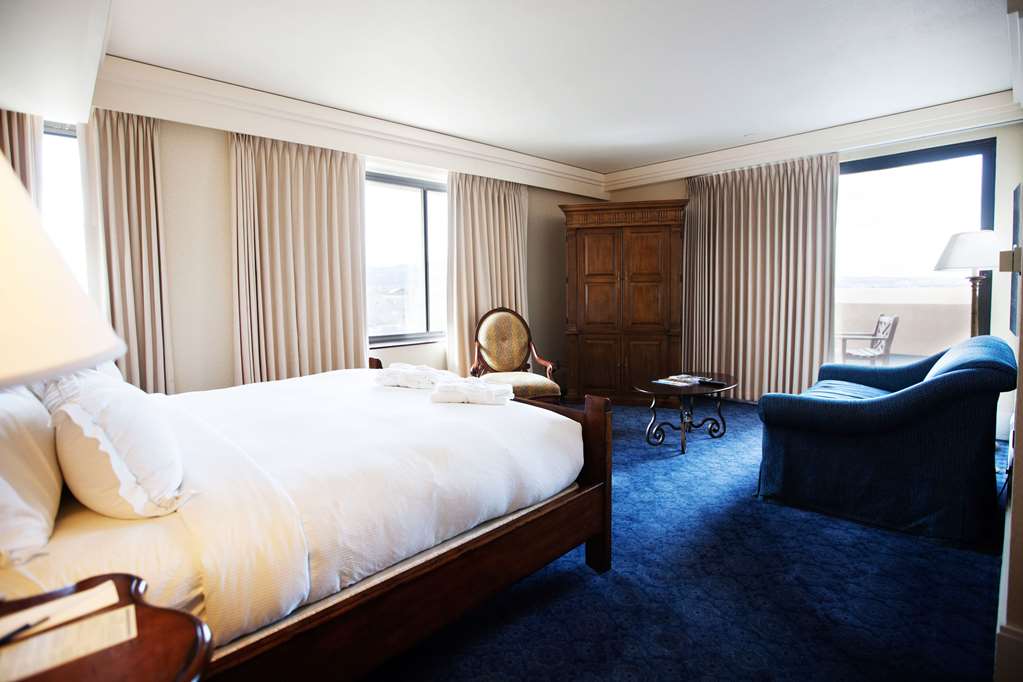 The Antlers a Wyndham Hotel - photo 11