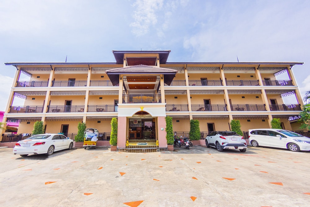 Oyo 561 Kor Wanburi in Prachuap Khiri Khan, Thailand