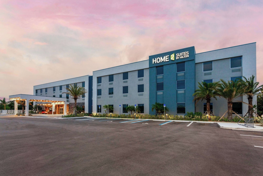 Home2 Suites by Hilton Vero Beach I 95 - photo 38