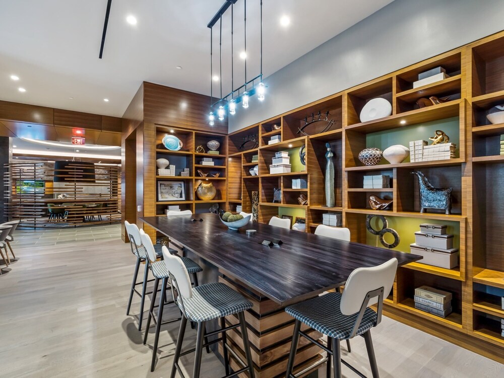 Global Luxury Suites at Reston Town Center - photo 111