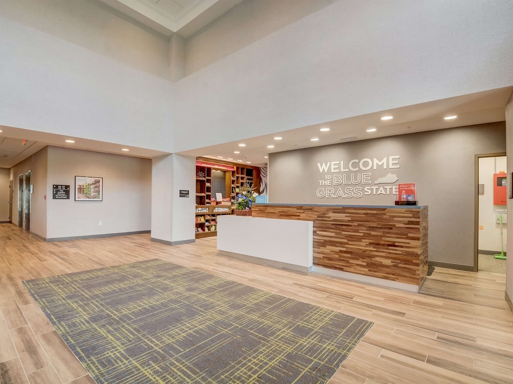 Hampton Inn and Suites Williamstown Ark Encounter - photo 8