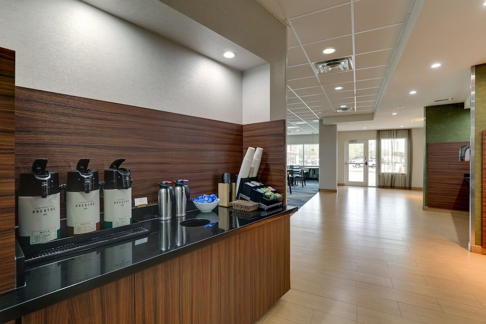 Fairfield Inn & Suites Hutchinson - photo 39