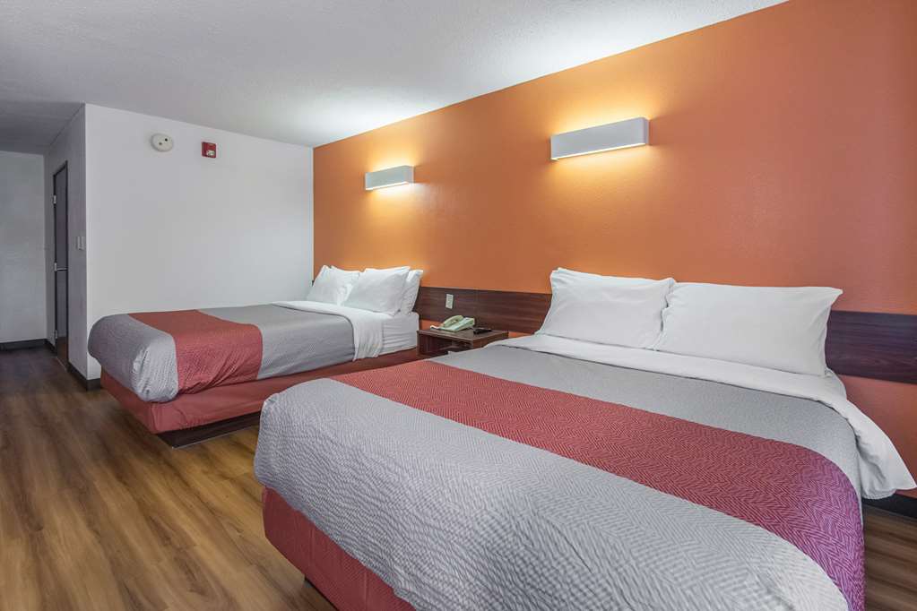 Motel 6 Streetsboro OH - photo 8