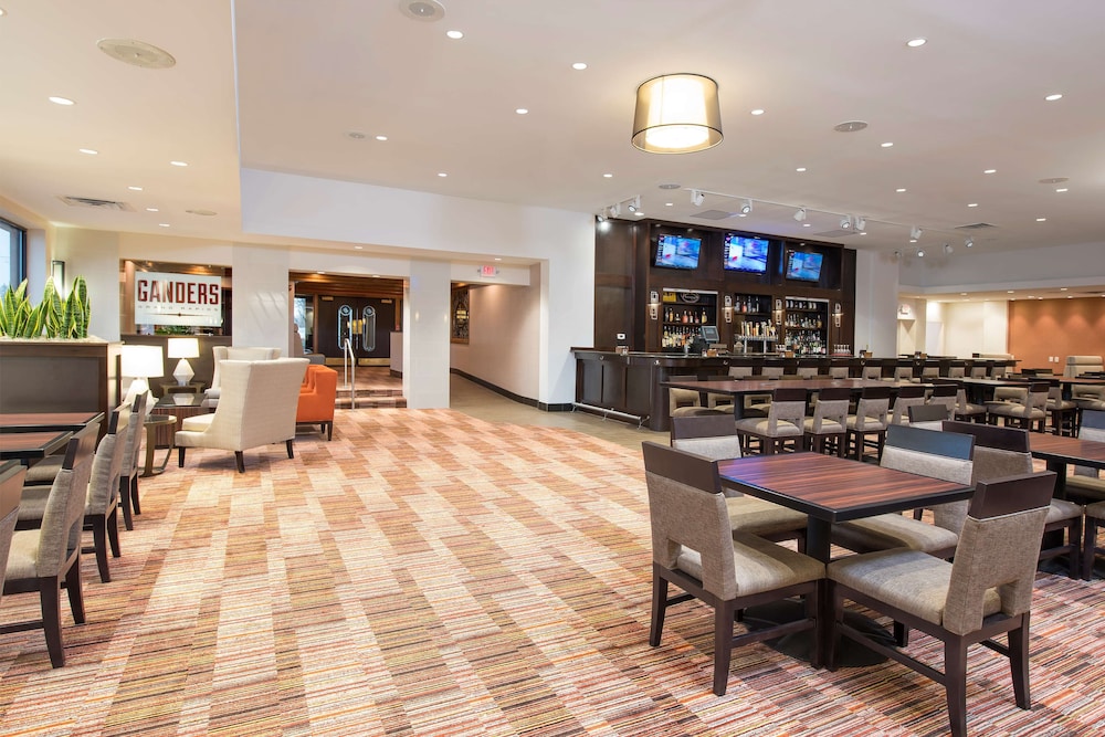 DoubleTree by Hilton Hotel Grand Rapids Airport - photo 58