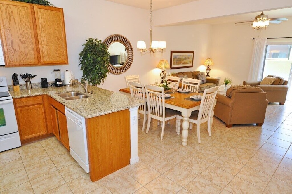 3 Bed Twhm W splash Pool at Bella Vida Resort - photo 9
