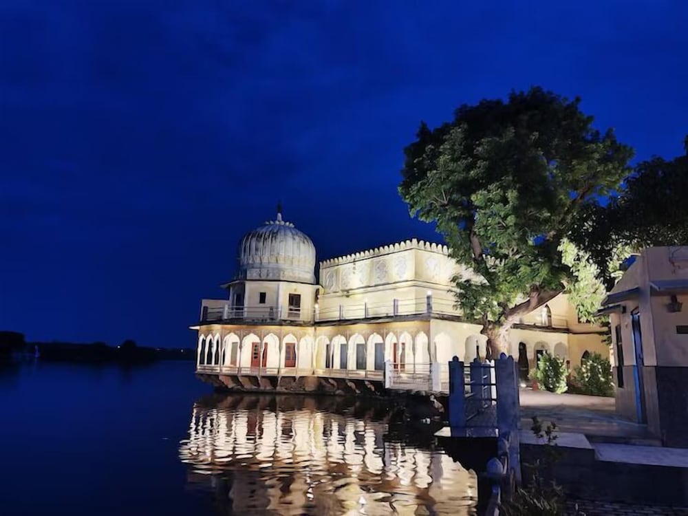 Phool Mahal Palace — hotel in Kishangarh