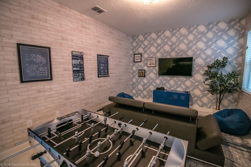 1581 PD Exquisite 6BR Haven: Private Pool - photo 32