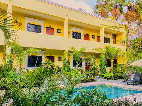 Gallo Azul Hotel en el corazón de Todos Santos in Todos Santos, Mexico