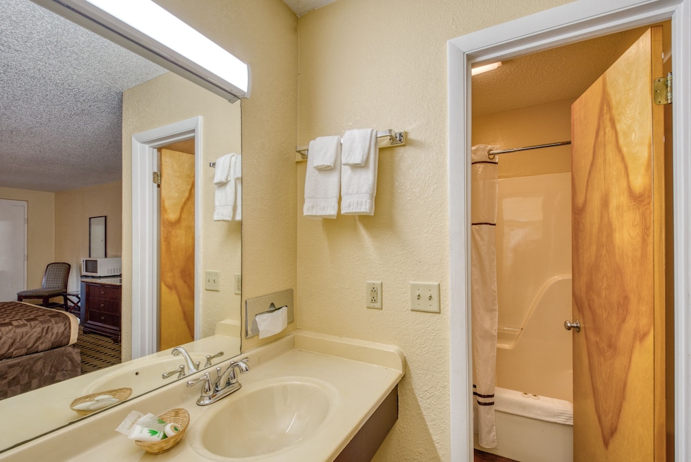 Palms Garden Inn - photo 25