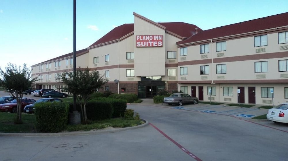 Plano Inn & Suites - photo 31