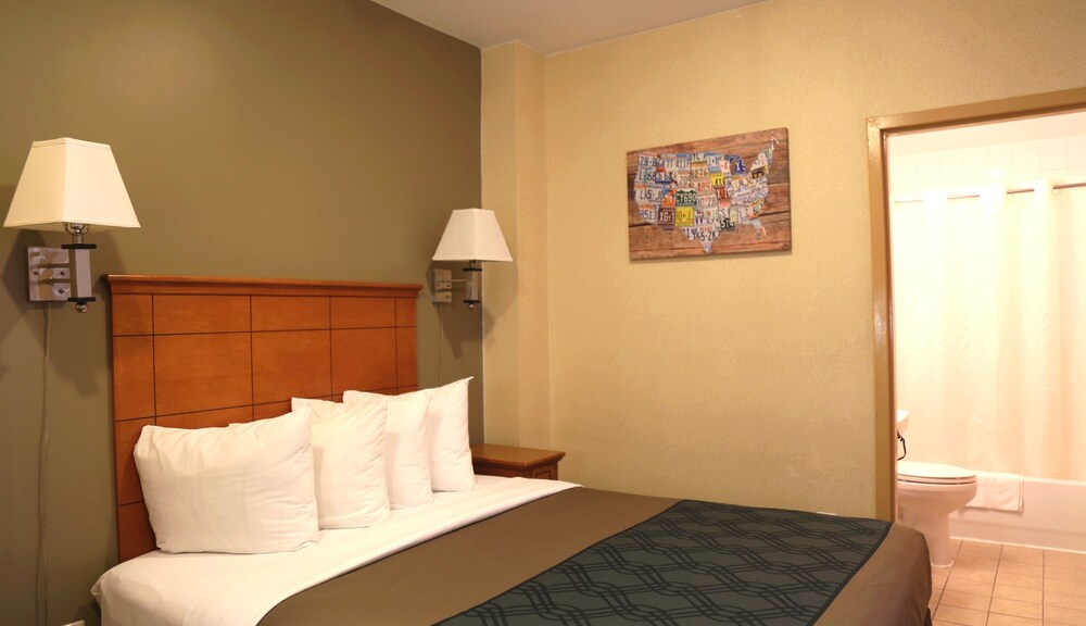 Econo Lodge Times Square - photo 19