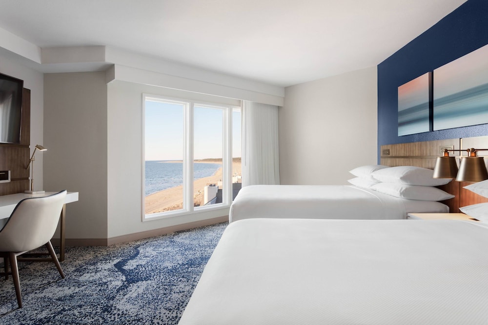 Delta Hotels by Marriott Virginia Beach Waterfront Suites - photo 16