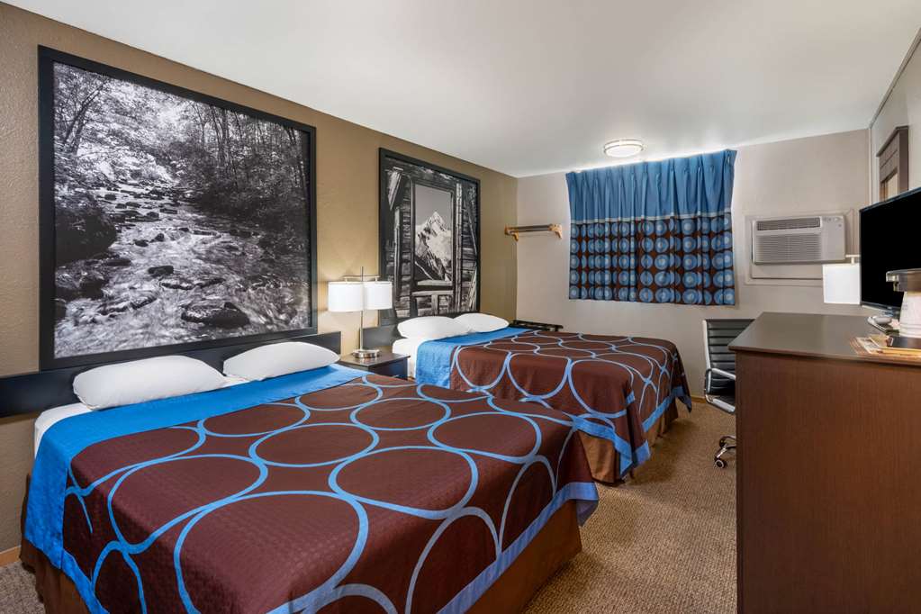 Super 8 by Wyndham Cortez Mesa Verde Area - photo 18