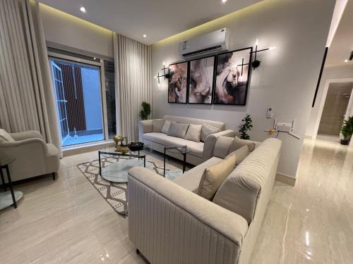 غرفRiyadh almajidiya appartment AlYasmin3 — 4-Star Luxury Hotel in Riyadh, Saudi Arabia