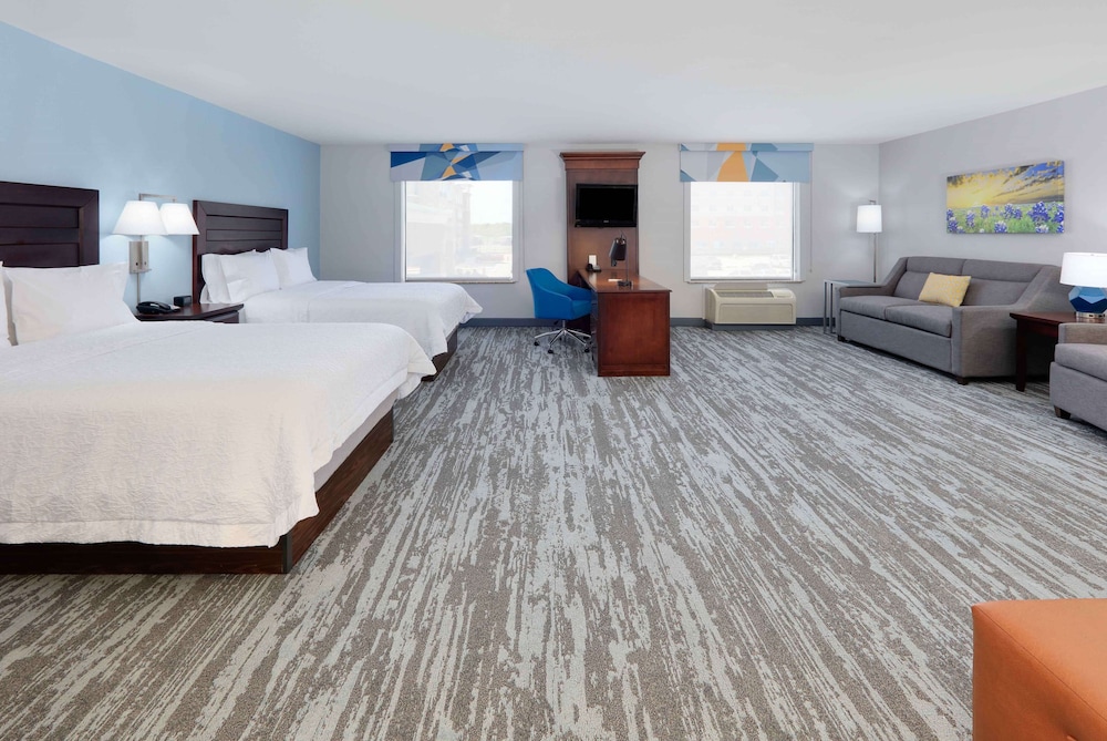 Hampton Inn & Suites Dallas Arlington South - photo 7