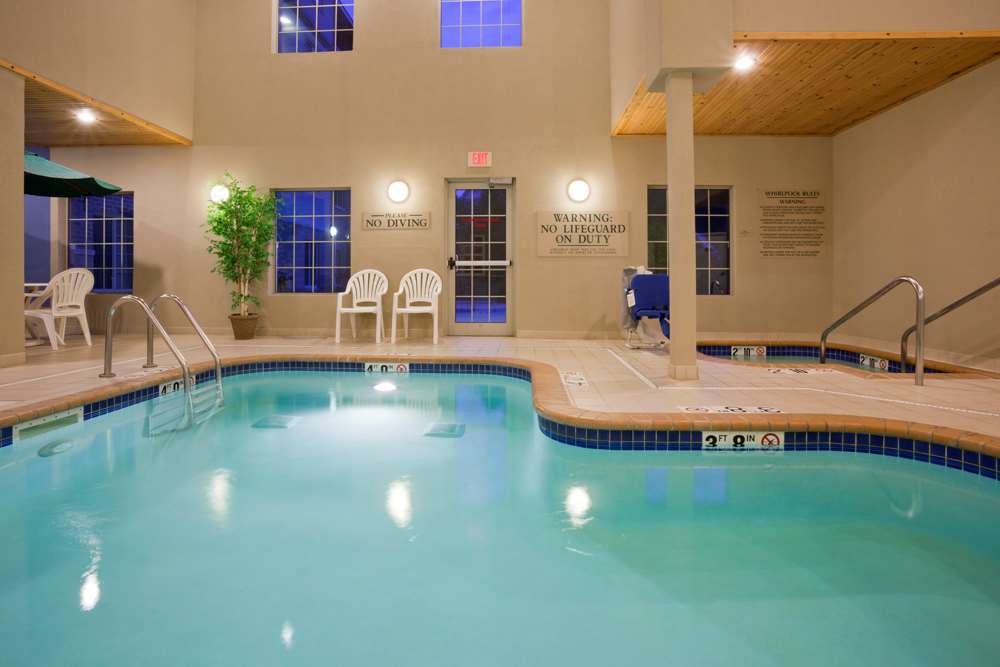 GrandStay Hotel & Suites - photo 24