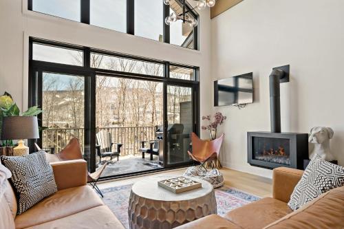 Tremblant Prestige Verbier 7 204 — 4-Star Luxury Hotel in Mont-Tremblant, Canada