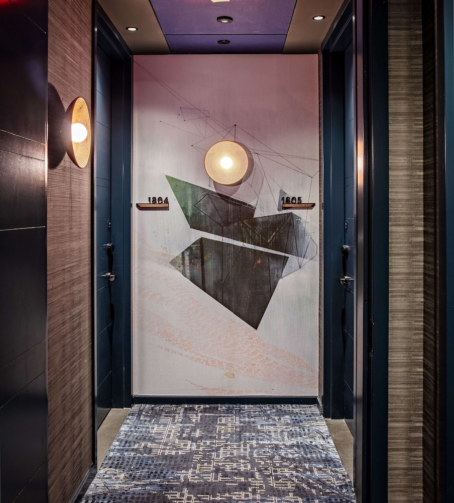 Tempo by Hilton New York Times Square - photo 107
