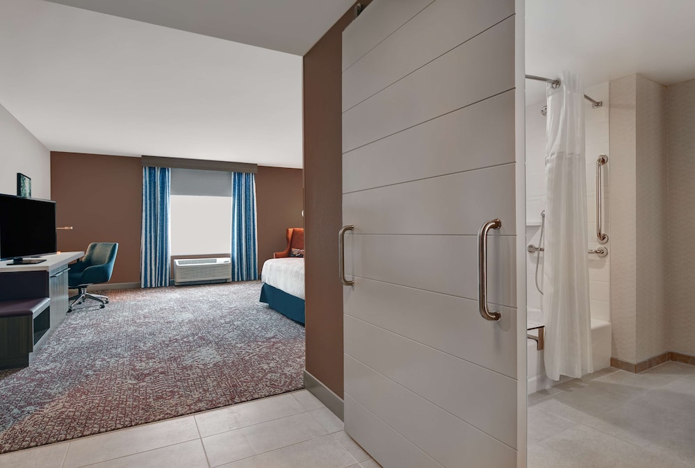 Hilton Garden Inn Madison Huntsville Airport - photo 24