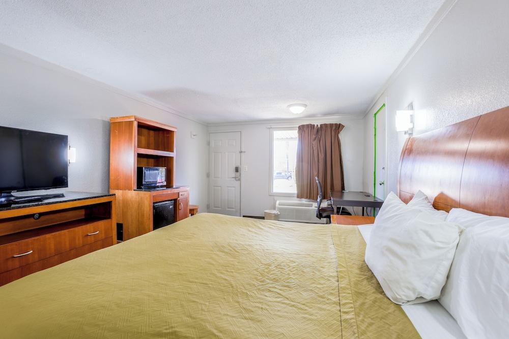 Cozy Garden Inn By OYO Hwy 40 Richmond - photo 10
