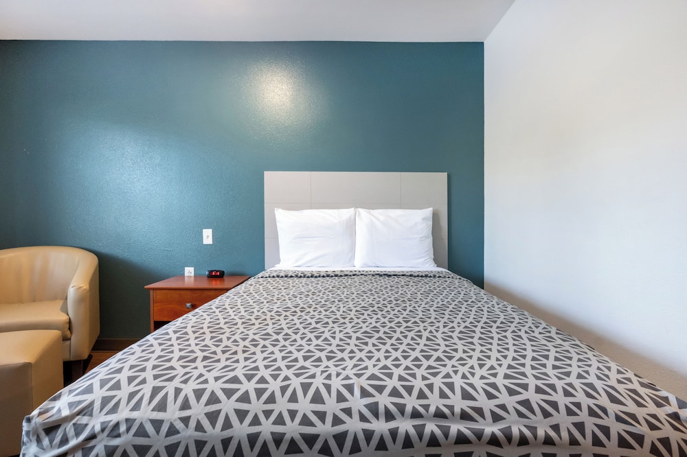 Woodspring Suites Huntsville Madison - photo 7