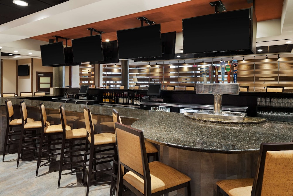 Doubletree by Hilton Somerset Hotel and Conference Center - photo 36
