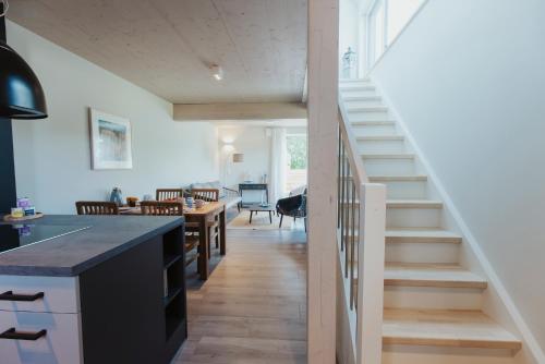Neu Rugen Resrt Sagard Grozugige Gemutliche Doppelhaushalfte Malte Mit Terrasse — Sagard