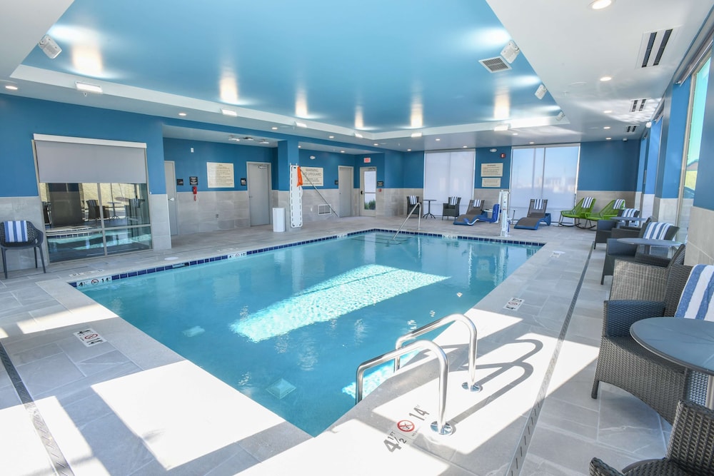Hampton Inn & Suites Cincinnati Liberty Township - photo 42