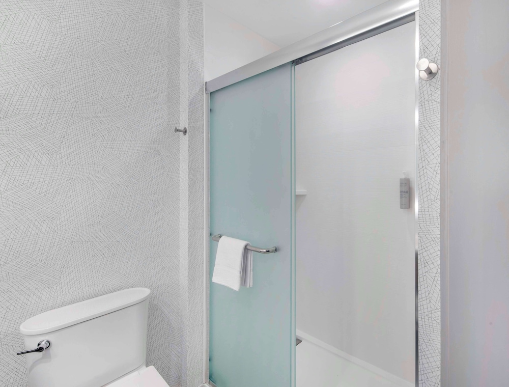 Home2 Suites by Hilton Lumberton - photo 19