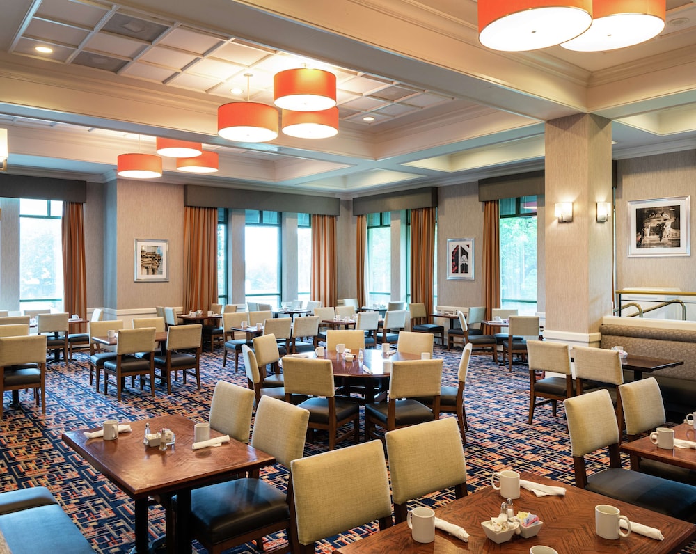 DoubleTree by Hilton Philadelphia West - photo 45