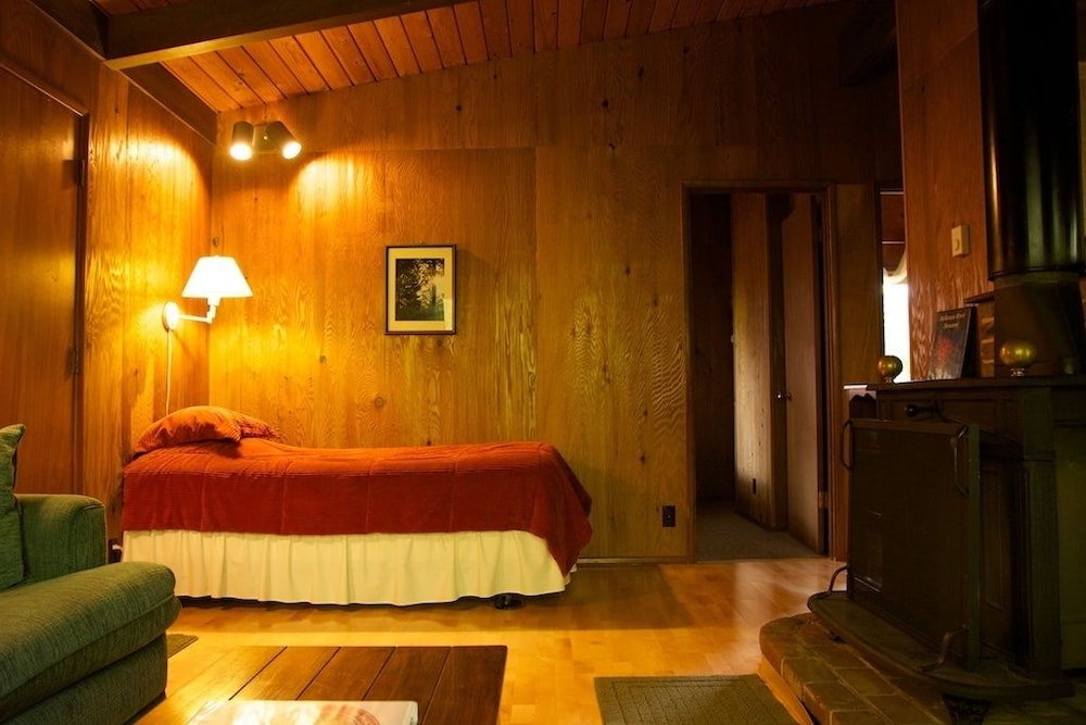 The Wayfarer Resort - photo 21