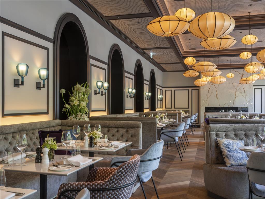 ICONS EHBB Restaurant