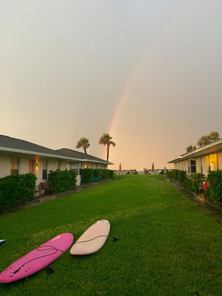 Surf Studio Beach Resort - photo 51