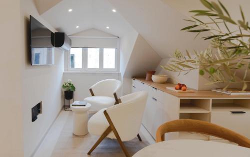 Velut Home Bural