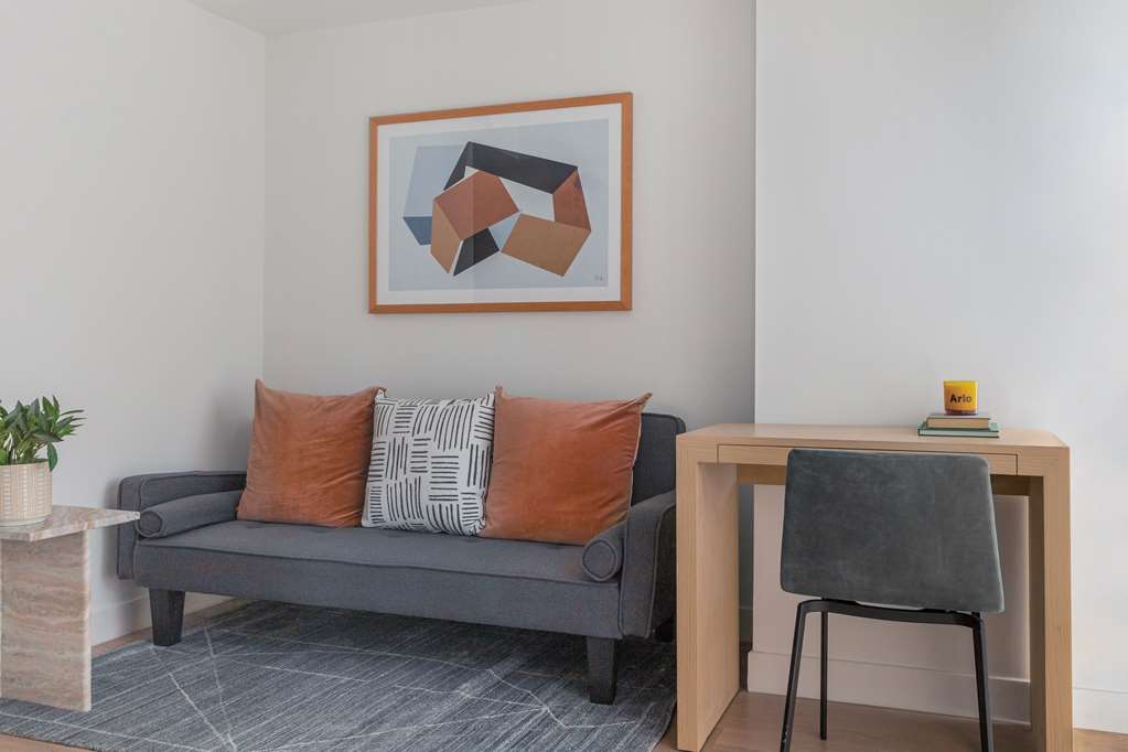 Arlo Soho - photo 27