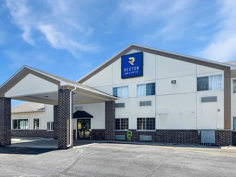 Reston Inn & Suites - featured photo