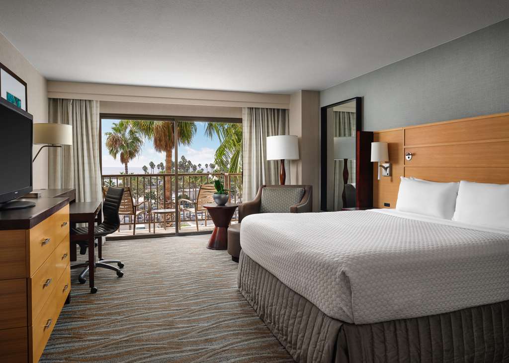 Sonesta Redondo Beach & Marina - photo 40