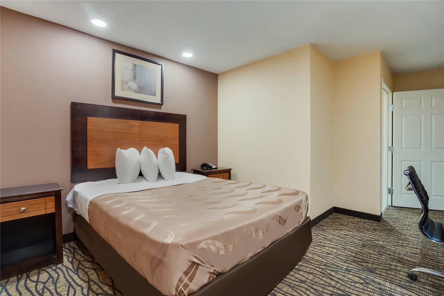Quality Inn Lees Summit Kansas City - photo 11