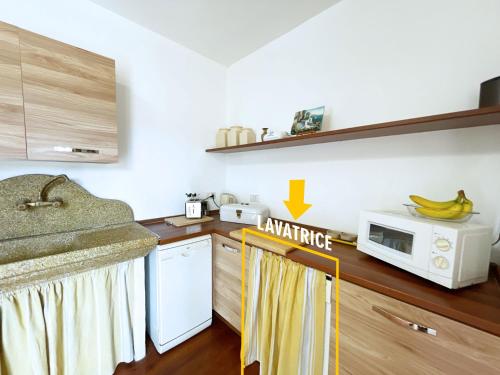 Casa Kennedy ArgonautiVacanze — 4-Star Luxury Hotel in Porto Azzurro, Italy