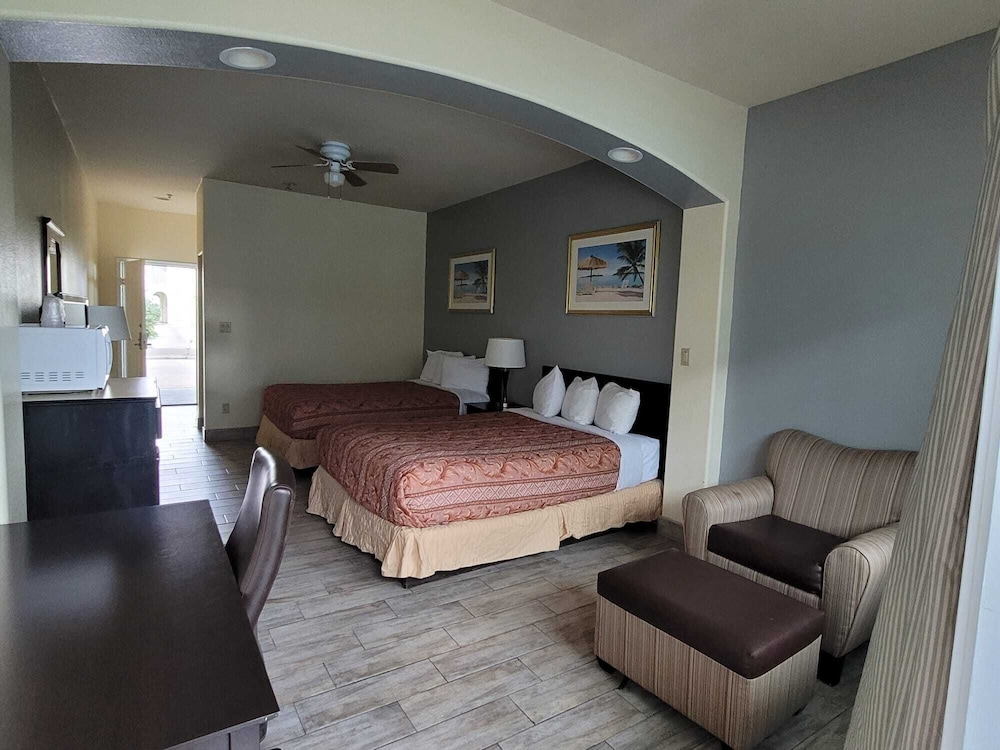 Casa Bella Hotel and Suites - photo 8