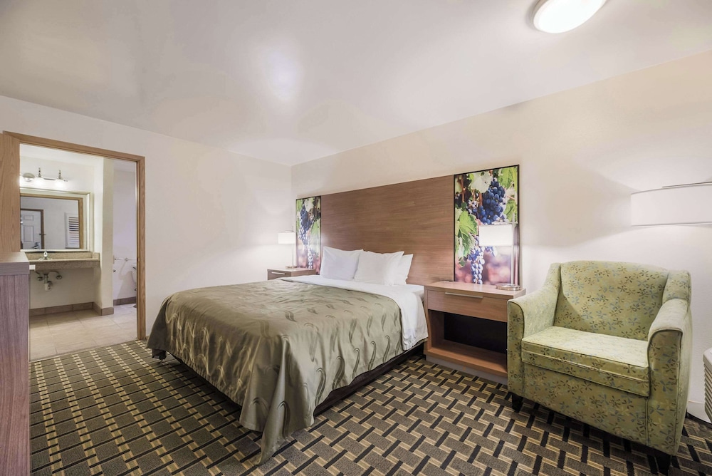 Quality Inn Near Fort Hunter Liggett - photo 34