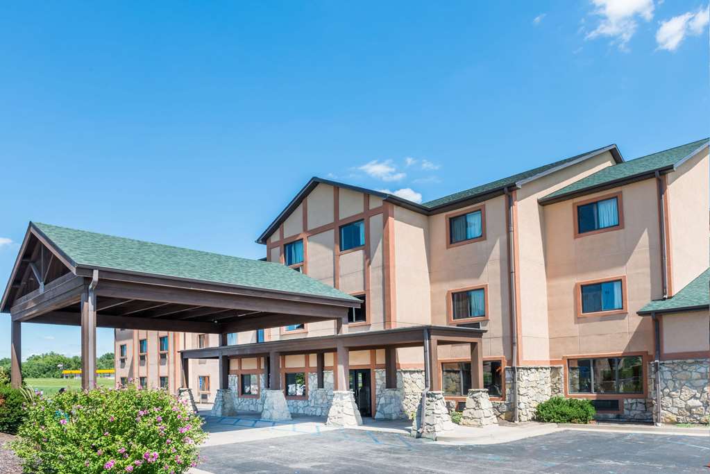 Super 8 by Wyndham Columbia East - featured photo