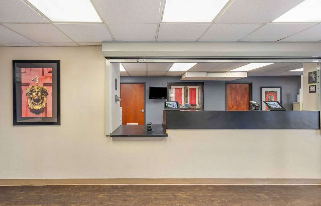 Extended Stay America Select Suites Chicago Downers Grove - photo 4