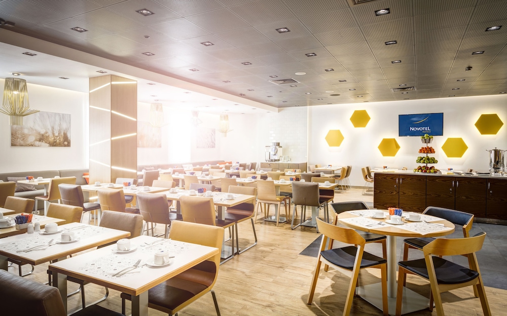 מזון ומשקאות