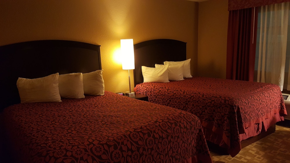 Days Inn by Wyndham Central City - photo 6