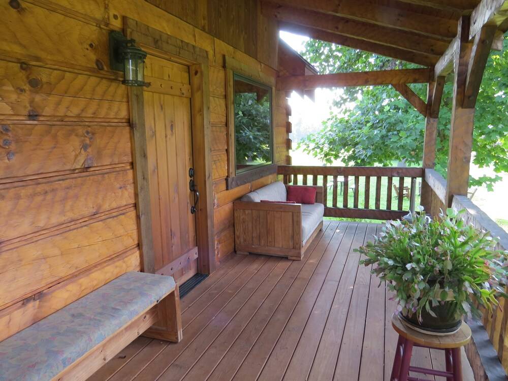 Southern Comfort Lakeside Cabin Resort - photo 33