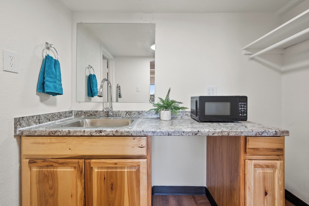 Southern Springs Extended Stay - photo 4