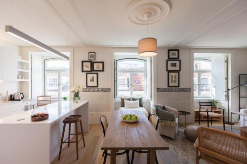 FLH Downtown Central Arammish Apartment — 4-Star Luxury Hotel in Lisbon, Portugal
