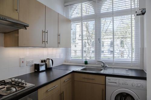 St. Lukes View Shoreditch by the Design Traveller — 4-Star Luxury Hotel in London, United Kingdom